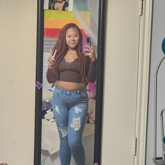 Meet your Posher, Zaniya - Picture 4 of 5